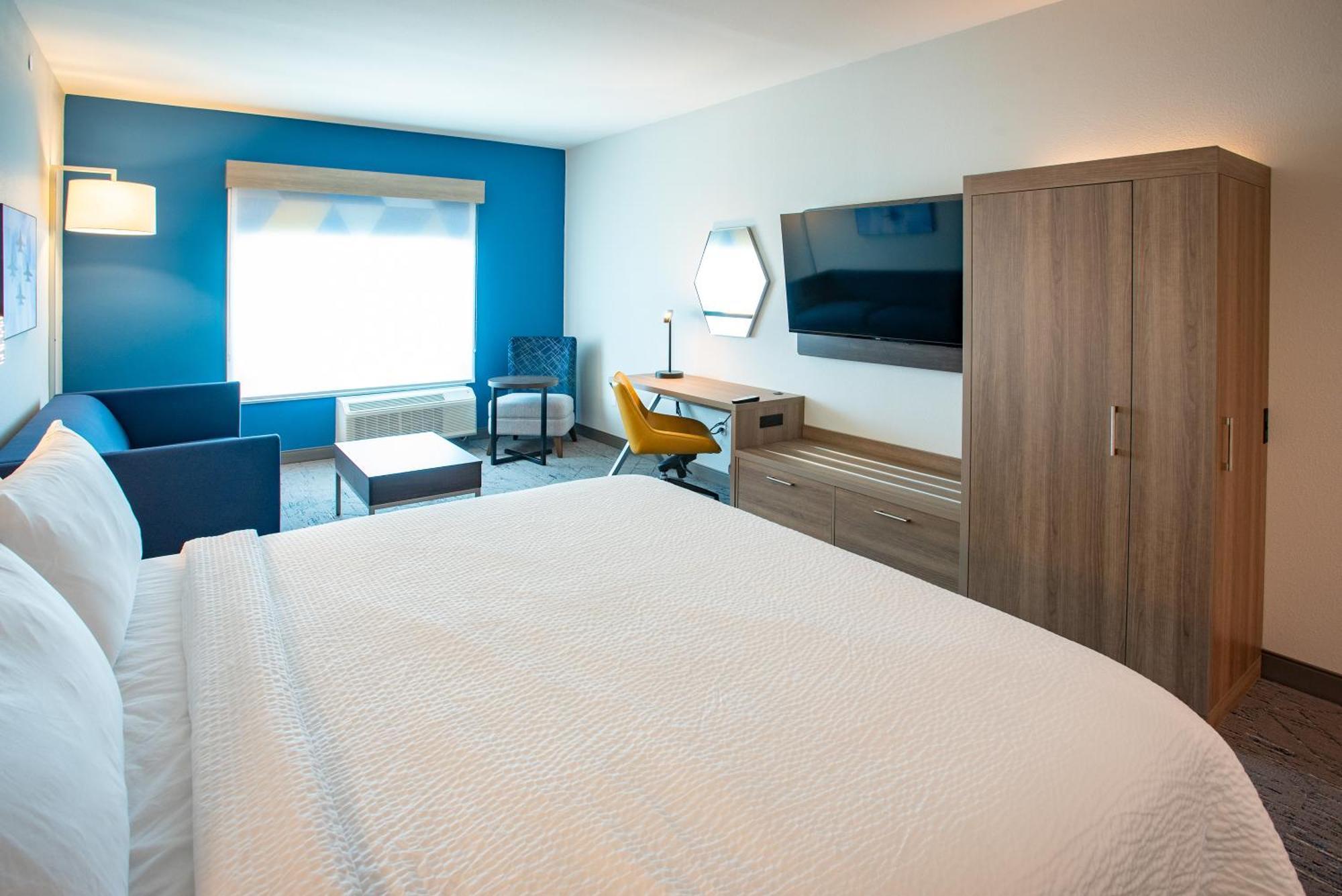 Holiday Inn Express & Suites Pensacola Airport North - I-10 By Ihg Ferry Pass 外观 照片