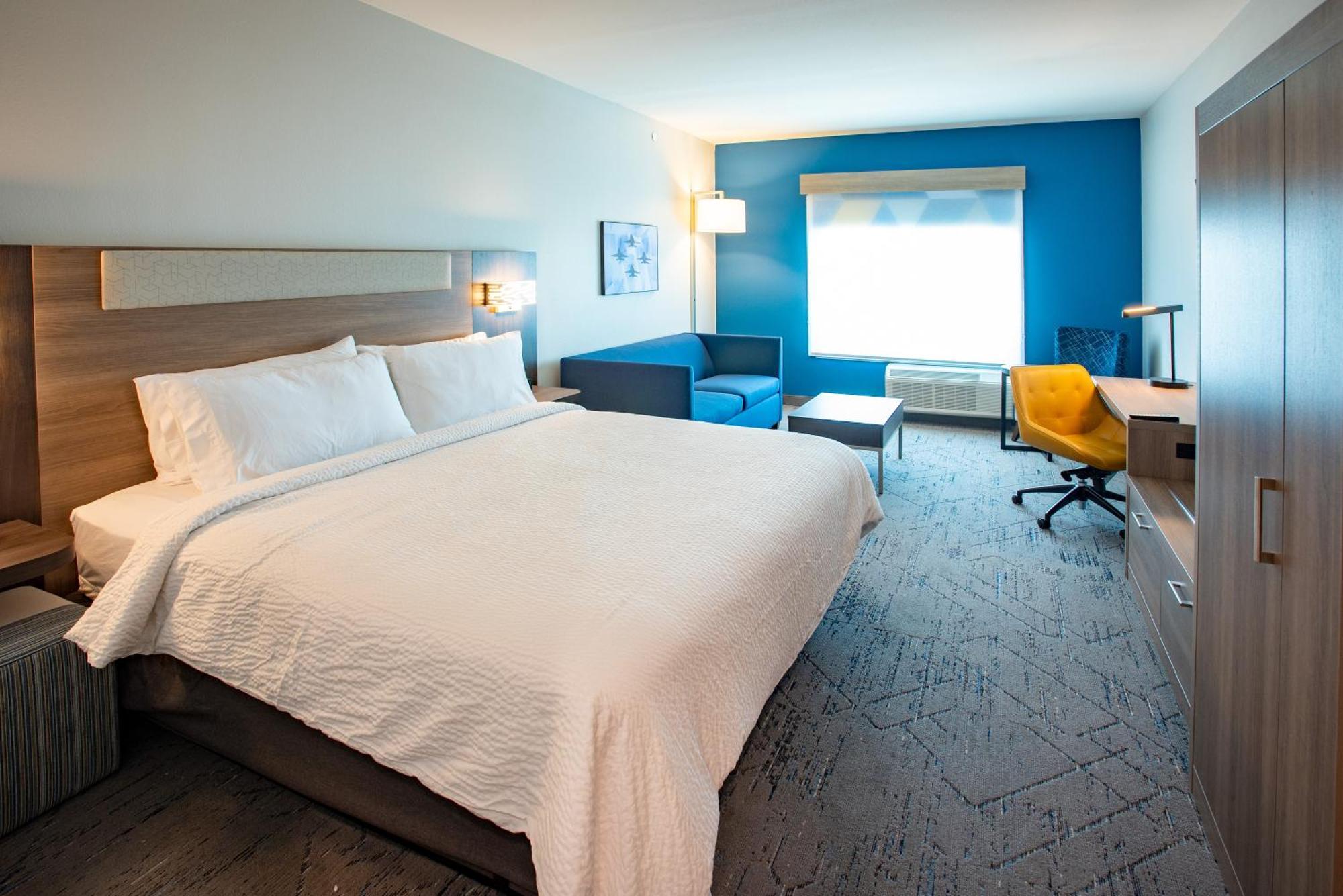 Holiday Inn Express & Suites Pensacola Airport North - I-10 By Ihg Ferry Pass 外观 照片